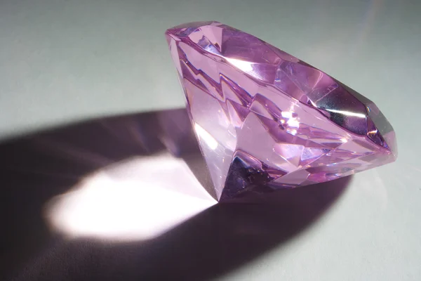 Diamante rosa — Fotografia de Stock