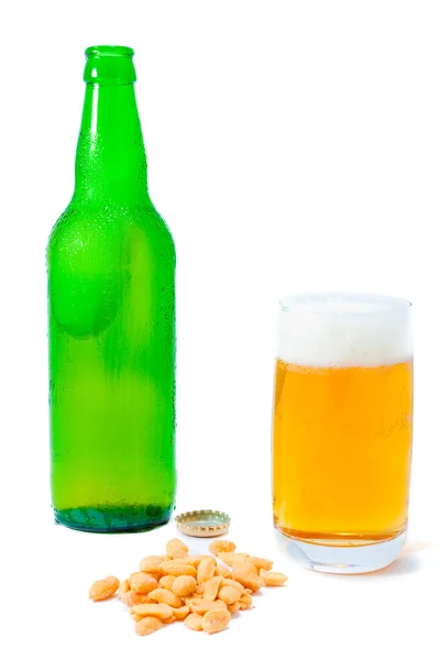 Beer and snack — Stock Photo, Image