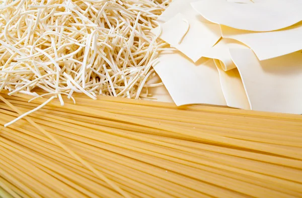 Three different kinds of pasta — Stock Photo, Image