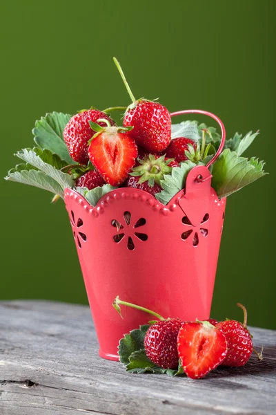 Rijpe aardbeien — Stockfoto