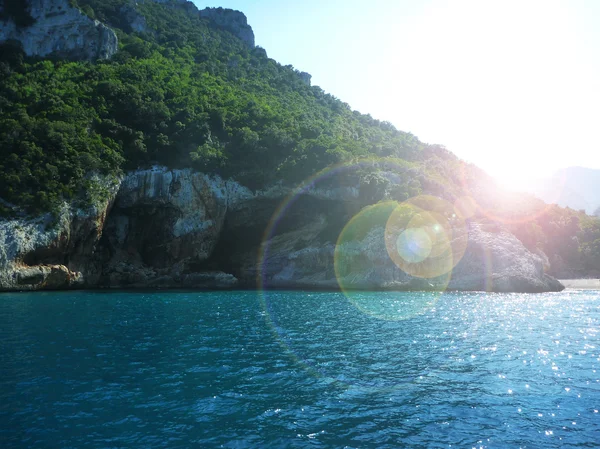 Backlight background of Cala Sisine in Sardinia — Stock Photo, Image