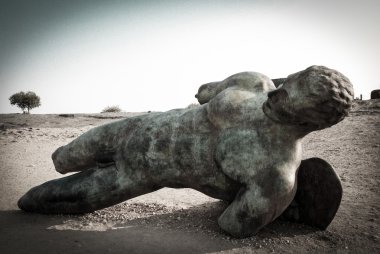 Icarus bronz adam heykeli Tapınağı Valley