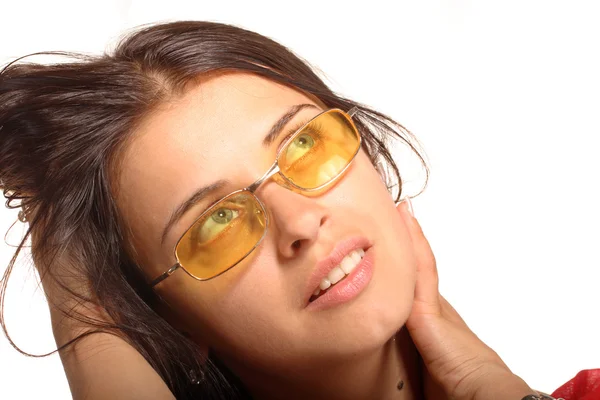 Menina com expressão rosto e óculos de sol — Fotografia de Stock