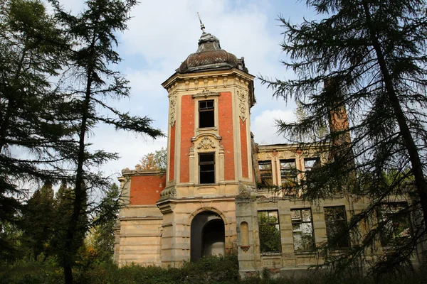 Old abandoned castle — Stock Photo, Image