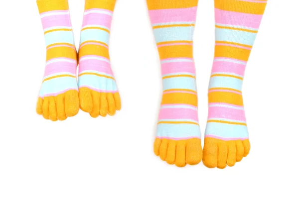 Jambes avec chaussettes colorées — Photo