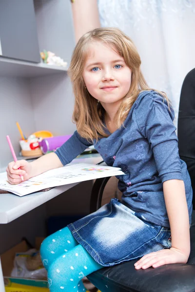 Aprender colegiala — Foto de Stock