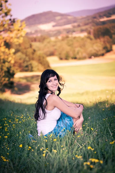 Portrait of a young woman — Stock Photo, Image