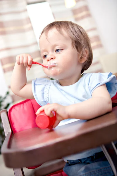 Їжа дитини — стокове фото