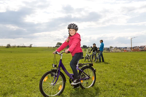 Cyklistické rodina — Stock fotografie