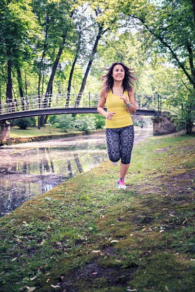 Joggen de Frau — Stockfoto