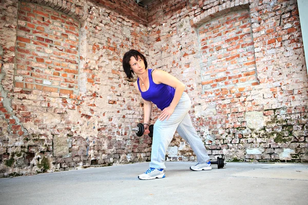 Chica de gimnasio — Foto de Stock