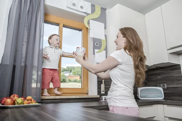 In the kitchen — Stock Photo, Image