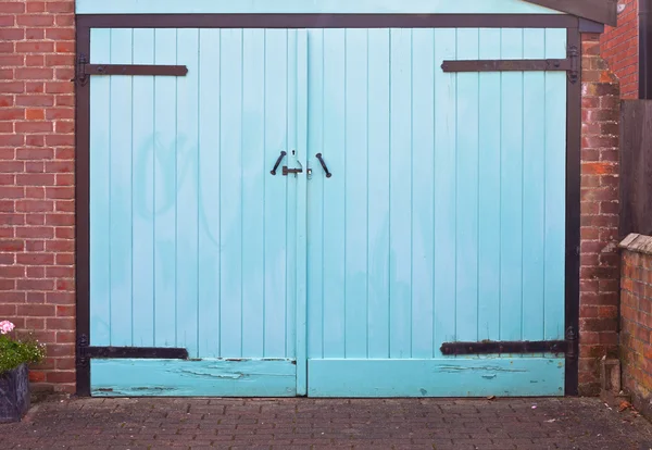 Porta garage blu — Foto Stock