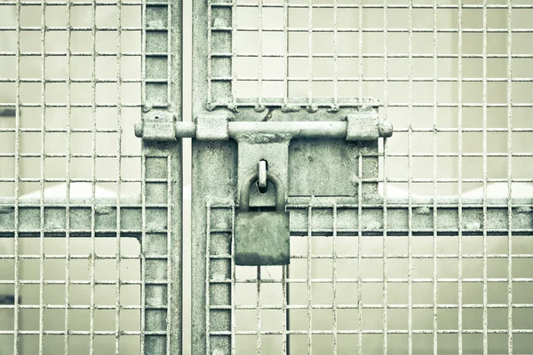 Gate padlock — Stock Photo, Image