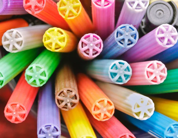 Couvercles de stylo colorés — Photo