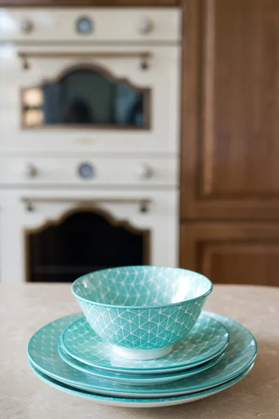 Tableware Blurred Background Vintage Kitchen Interior Selective Focus — Stock Photo, Image