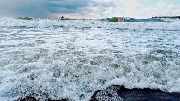 Baltic Sea Summer Time People Swimming Waves — Stock Photo, Image