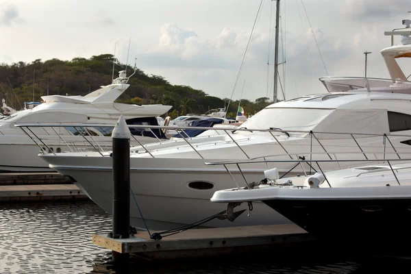 Yachts and boats — Stock Photo, Image