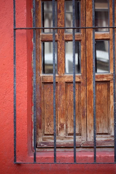 Altes Fenster — Stockfoto