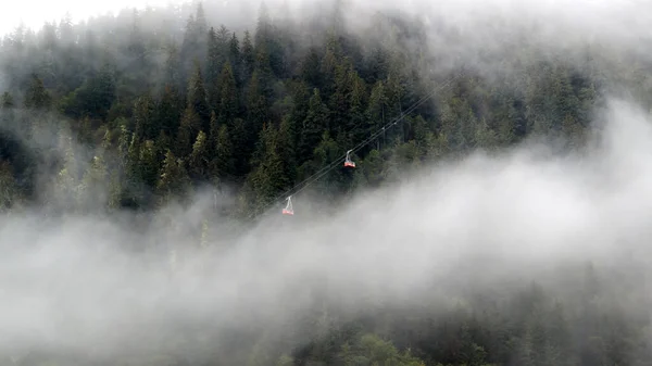 アラスカ州ジュノーの美しい霧の景色 — ストック写真