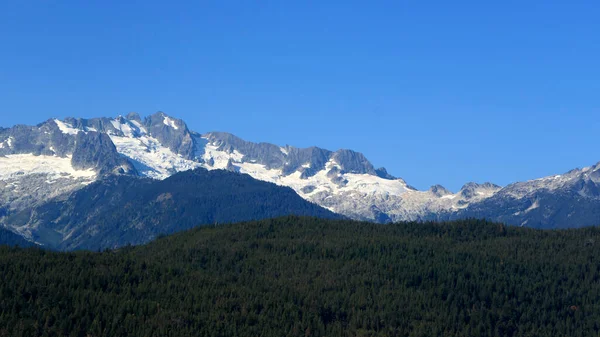Squamish Glaciär Och Berg Toppar Himmel Kanada — Stockfoto