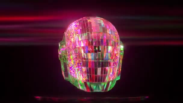 The diamond helmet turns from side to side on a dark abstract background. Neon lighting. 3d animation of seamless loop — Stock Video