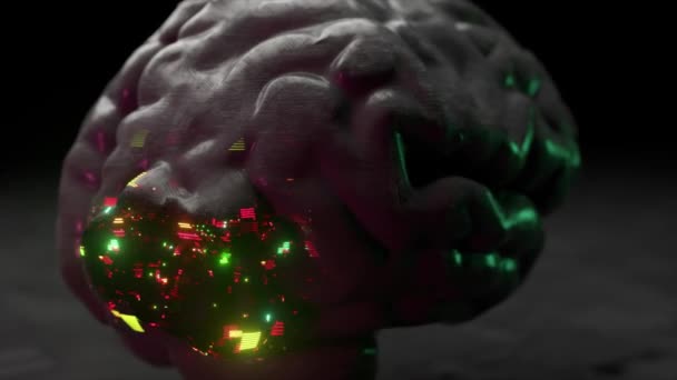 Conceito futurista. O cérebro de vidro está coberto com milhares de conexões e microcircuitos. Verde vermelho. animação 3d — Vídeo de Stock