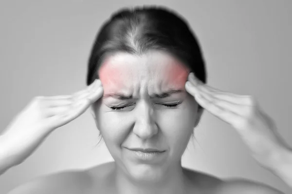 Young woman having migraine — Stock Photo, Image