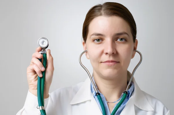 Lékař se stetoskopem — Stock fotografie
