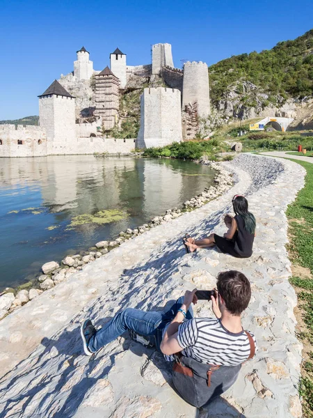 Golubac Serbia September 2017 Selective Blur Couple Lovers Taking Pictures — Stock Photo, Image