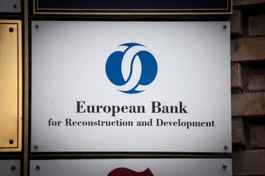 BELGRAD, SERBIA - 15 Eylül 2021: Avrupa Yeniden Yapılanma ve Geliştirme Bankası, Ljubljana 'daki ana ofislerinin önünde. EBRD uluslararası bir finans ve kredi kurumudur