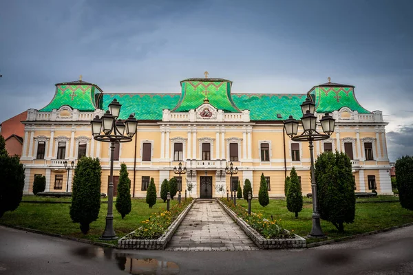 Close Vladicanski Dvor Bishop Episcopal Palace Its Typical Austro Hungarian — Stok fotoğraf