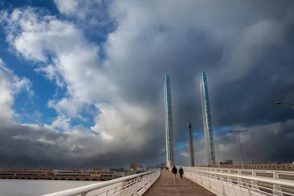 Bordeaux France February 2022 Pedestrians Walking Pont Jacques Chaban Delmas — 图库照片