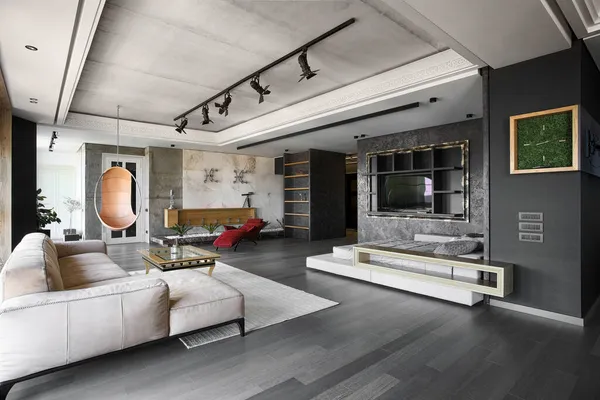 Büyük bir odanın içi boş, çatı katı tarzı salon, füzyon.