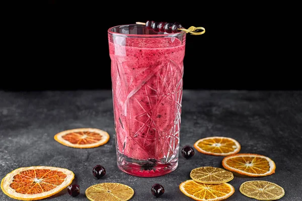 Blueberry Smoothie Auf Dunklem Hintergrund Waagerecht Studioleuchte — Stockfoto