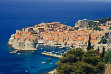 dubrovnik şehir mavi su ile panoramik manzaralı