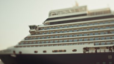 Tiltshift fotoğraf büyük okyanus gemisi