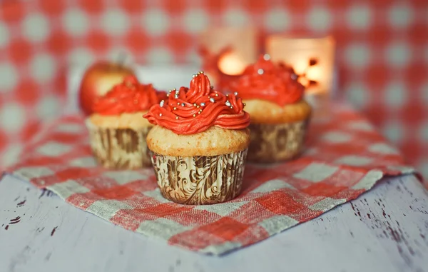 Cupcake sullo sfondo colorato — Foto Stock