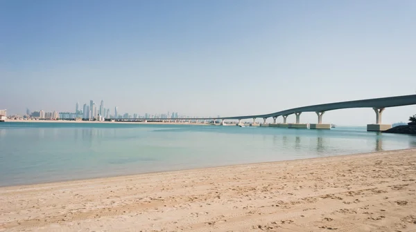 Monorail futuriste à Dubaï — Photo