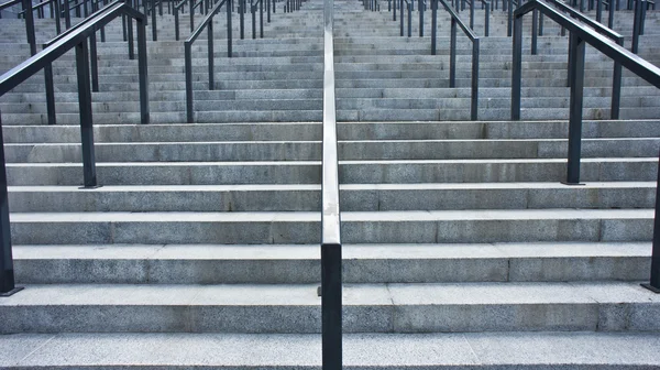 Treppe und Geländer — Stockfoto