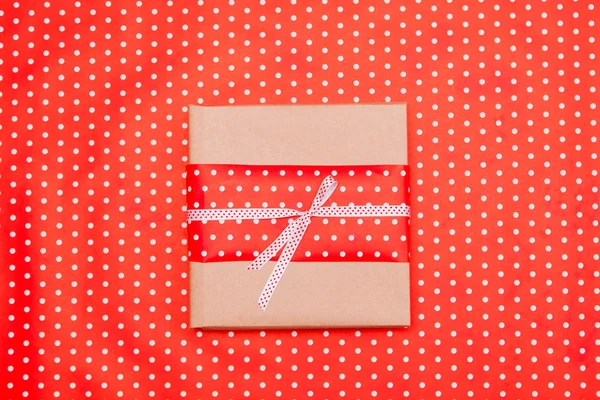 Red polka dotted gift box — Stock Photo, Image