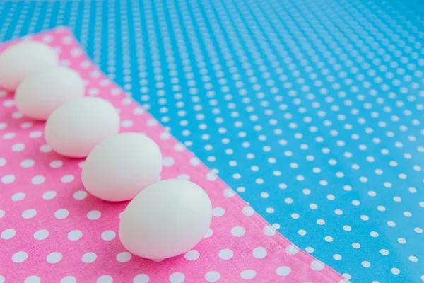 Huevos en fila — Foto de Stock