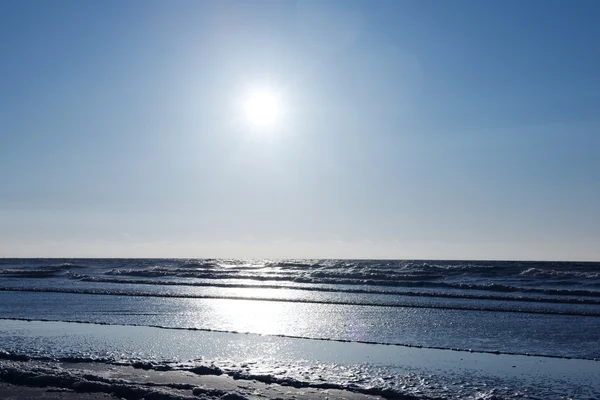 Солнце на море — стоковое фото