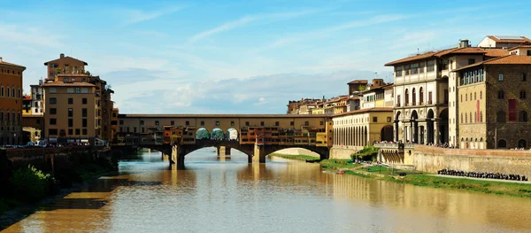 Podul Ponte Vecchio — Fotografie, imagine de stoc