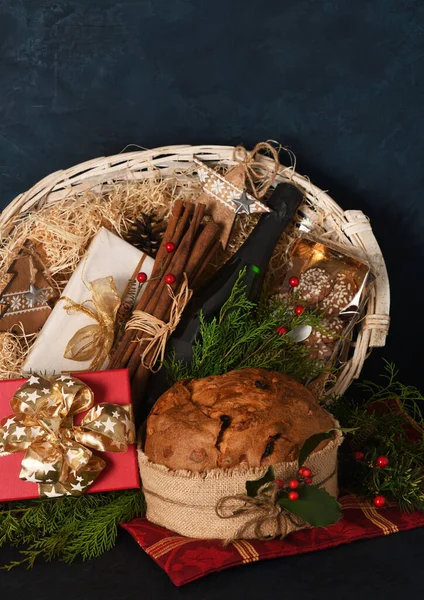 Natureza Morta Com Bolo Natal Italiano Tradicional Panettone — Fotografia de Stock