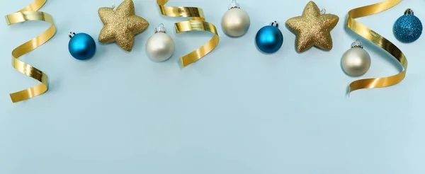 Kerstdecoratie Lichte Blauwe Achtergrond — Stockfoto