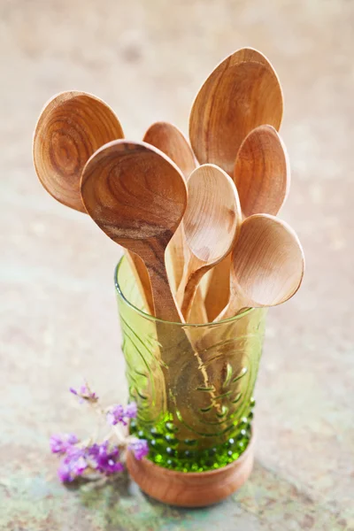 Utensílios de cozinha de madeira — Fotografia de Stock