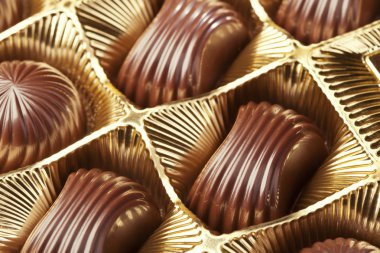 Çikolatalı pralin kutusu