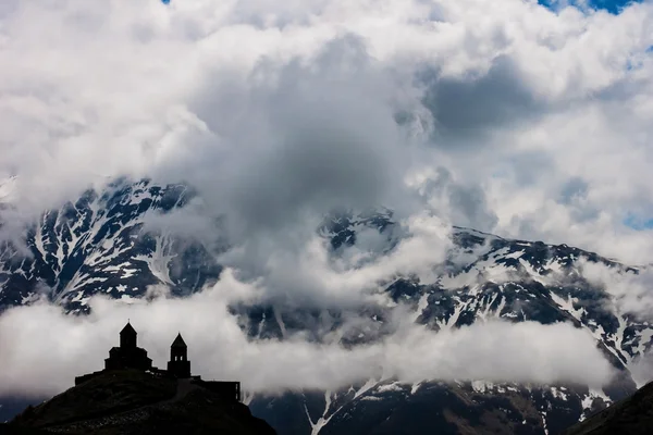 Tsminda sameba, Georgien — Stockfoto