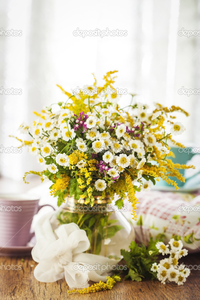 Tea and wildflowers